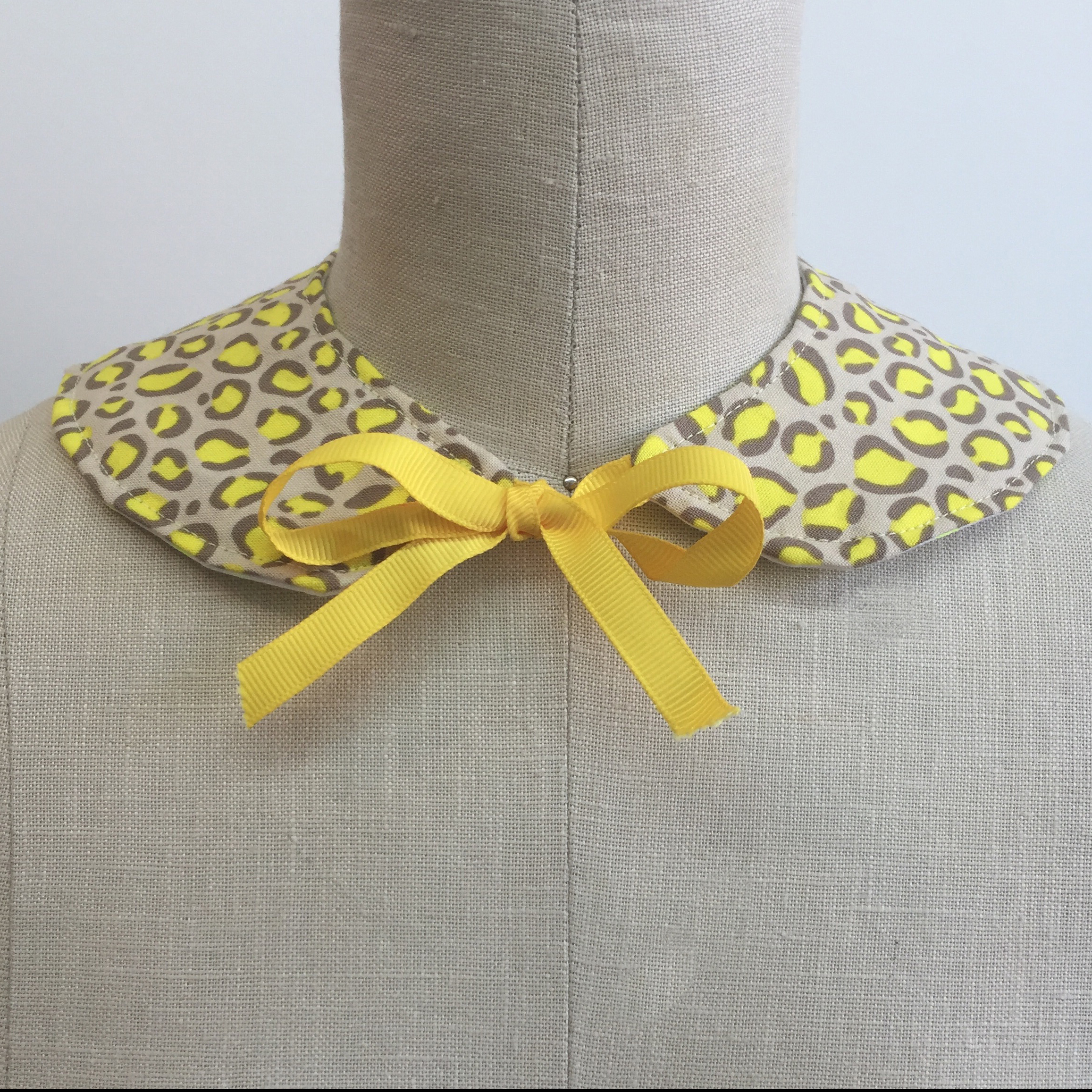 Hipstitch_peterpan_collar_photo2